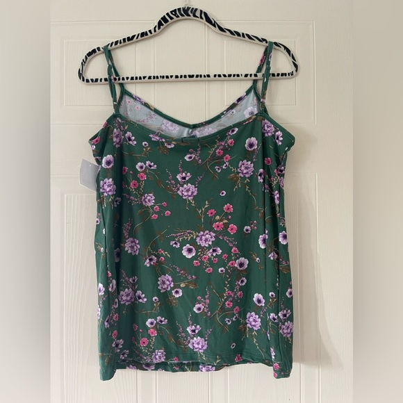 3/10$ NWT Giant Tiger Green Floral Tank Top Size Large - Picture 2 of 5
